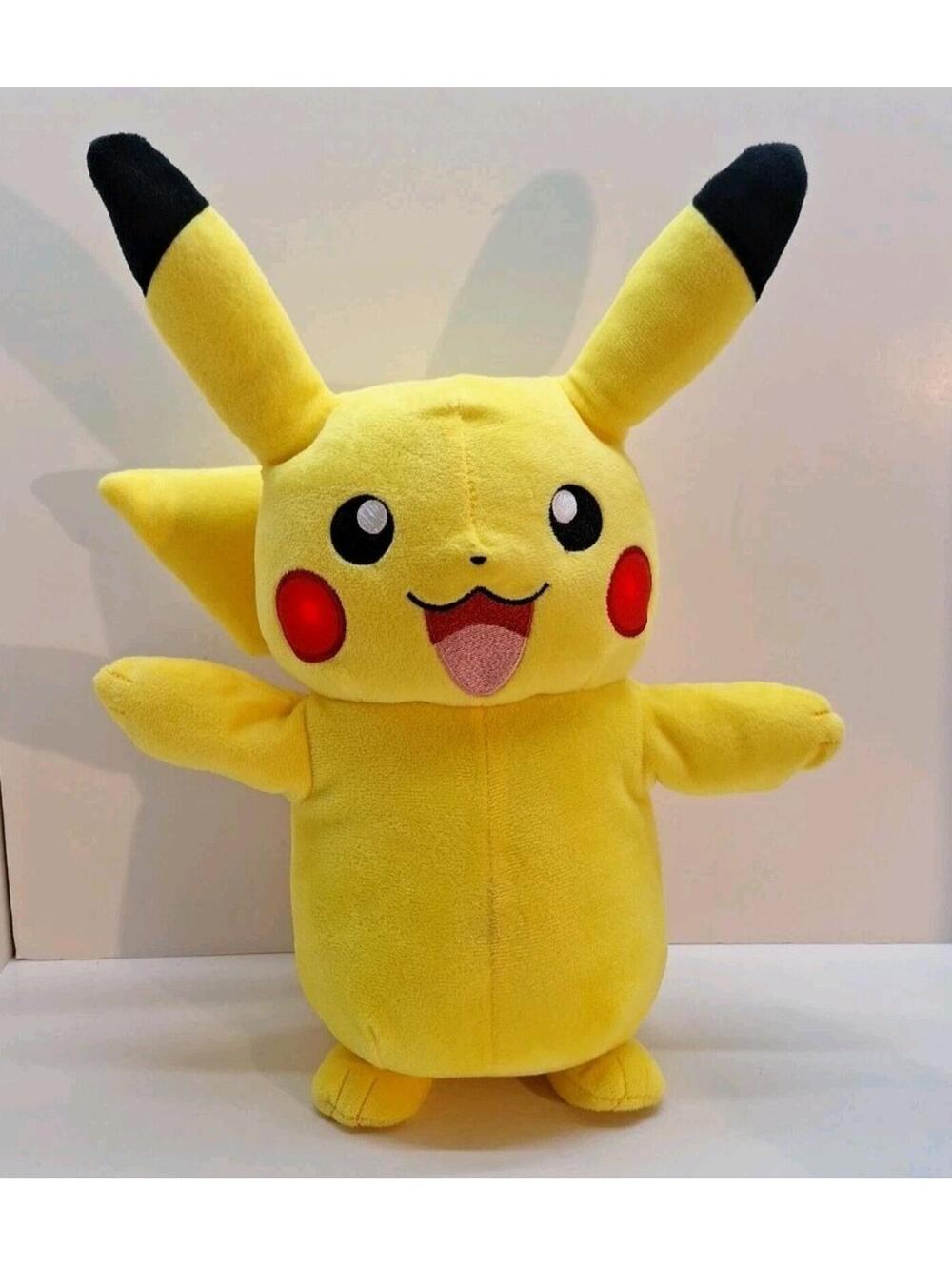 Pokemon Electric Charge Pikachu Plush Interactive Light-Up Cheeks And Tail